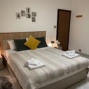  Apartment Oxalis
